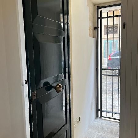 Li Turnisi Apartment Lecce Bagian luar foto