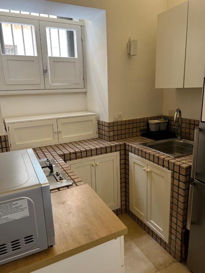 Li Turnisi Apartment Lecce Bagian luar foto